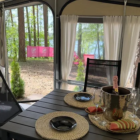 Caravana Juliana - Glamping Swaderki Exterior photo