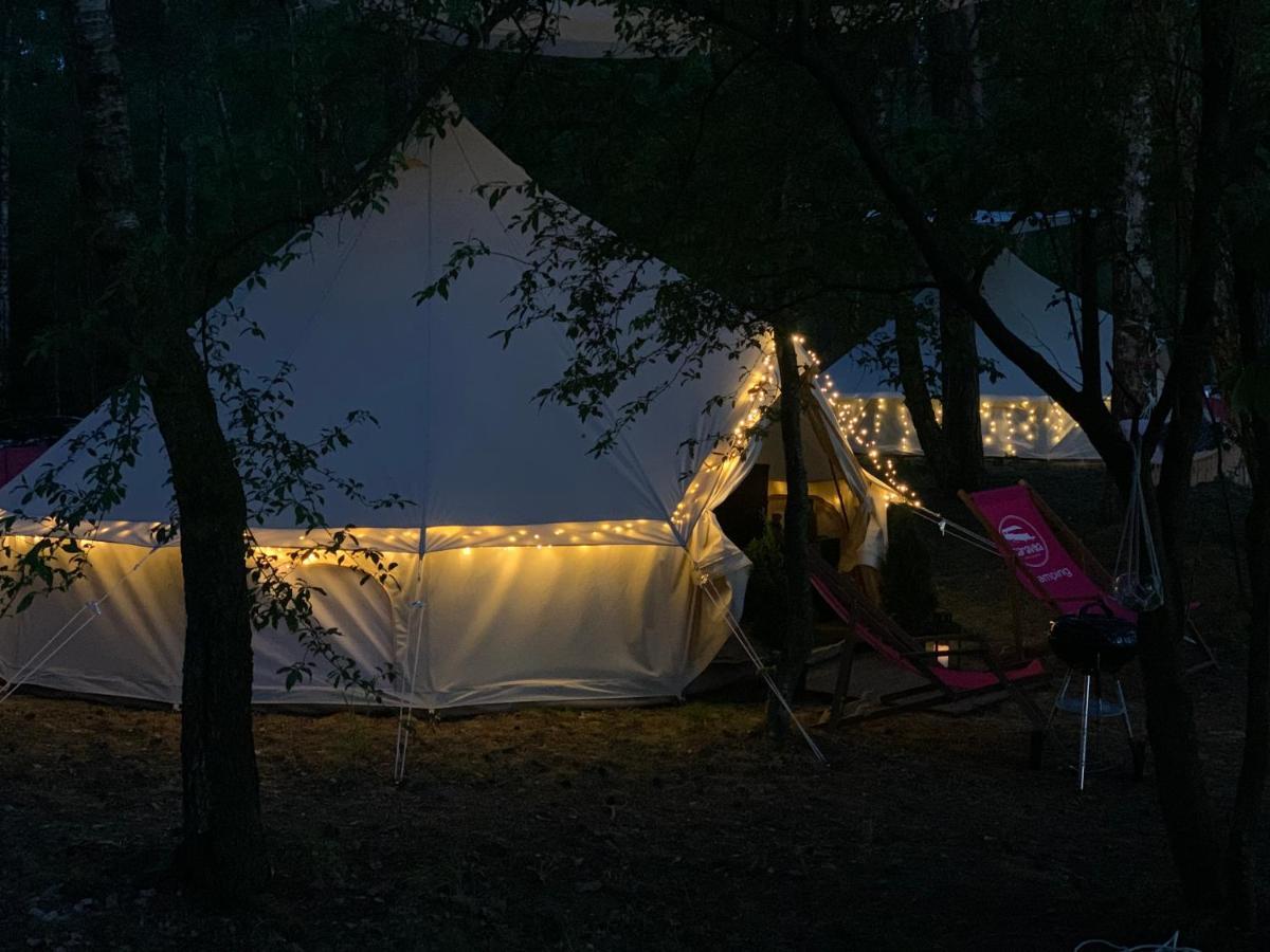 Glamping Caravana Juliana - Glamping Swaderki